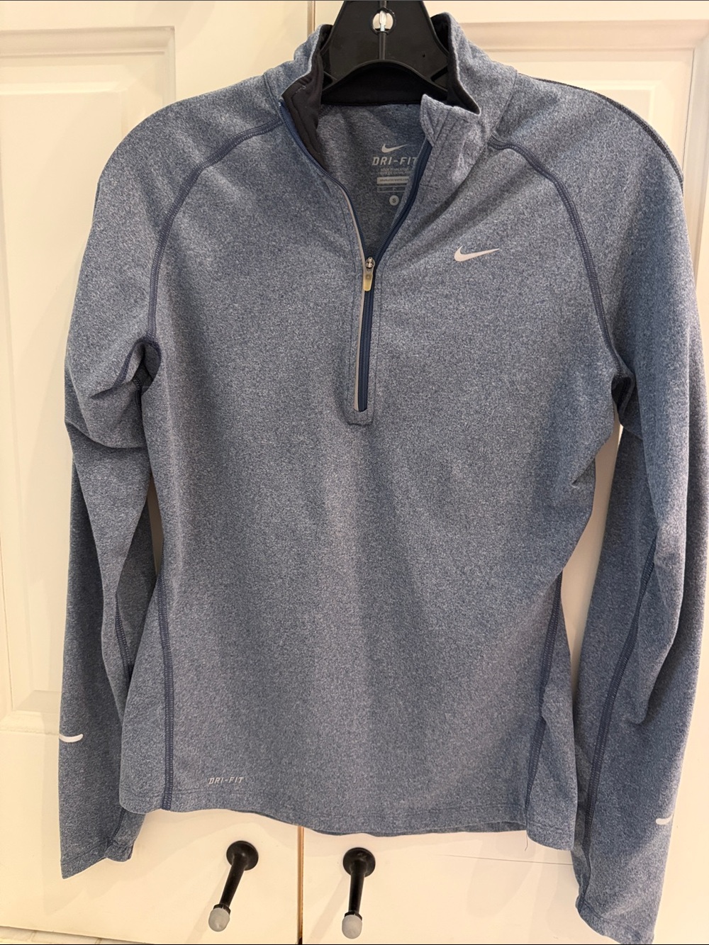 Nike Women’s Heathered Gray Dri-FIT Quarter-Zip Turtleneck